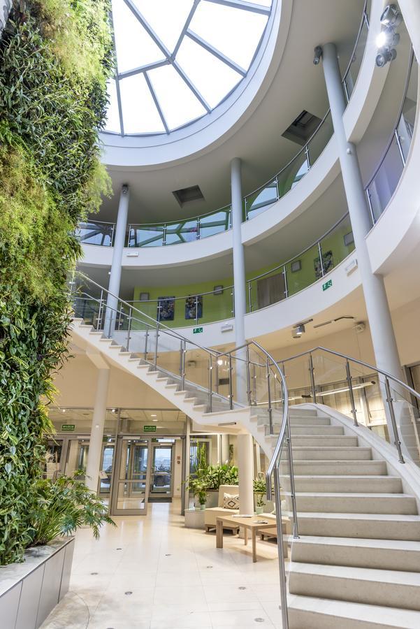Hotel Willa Wiosenna Ozarów Mazowiecki Exteriér fotografie