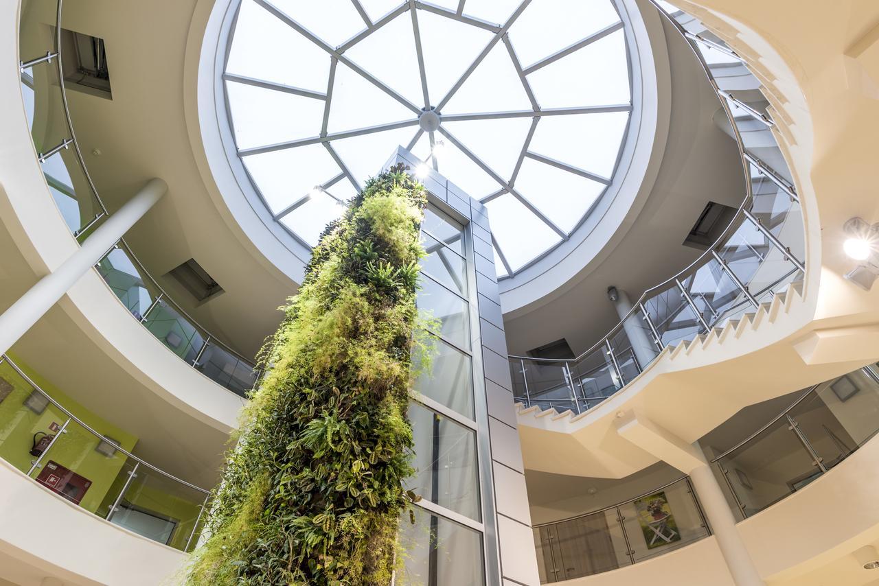Hotel Willa Wiosenna Ozarów Mazowiecki Exteriér fotografie