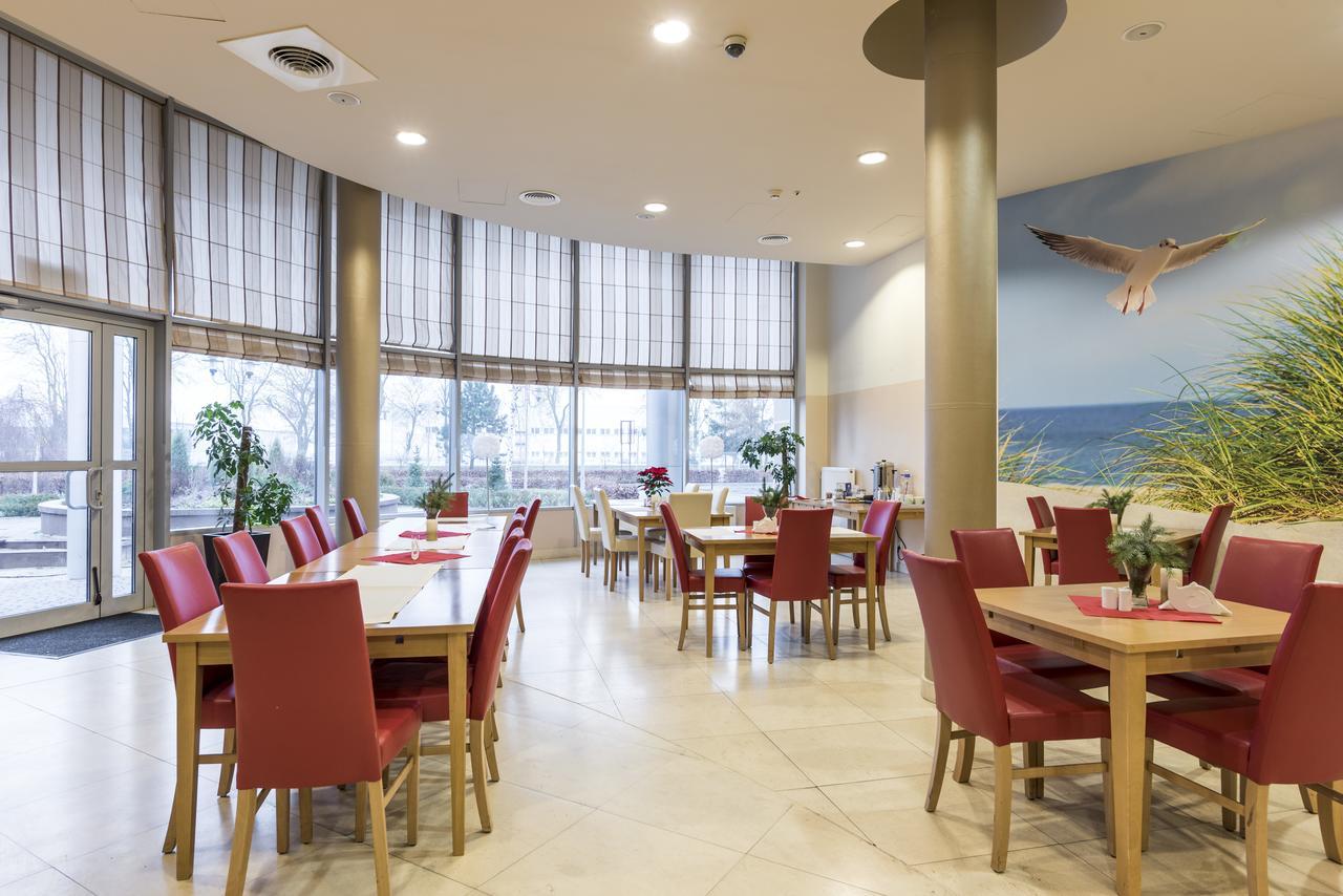 Hotel Willa Wiosenna Ozarów Mazowiecki Exteriér fotografie